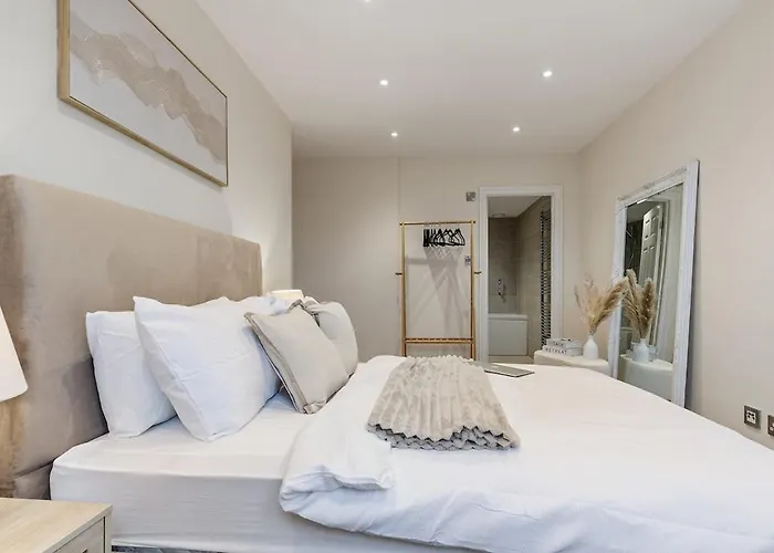 Apartman Stunning And Spacious *