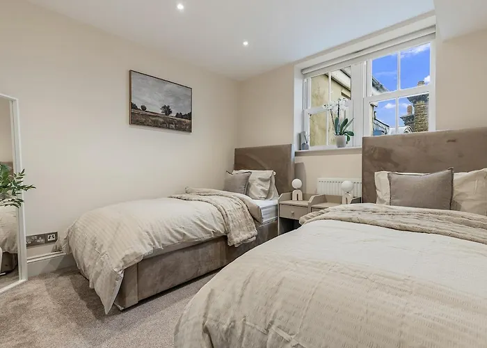 Stunning And Spacious Apartment Harrogate