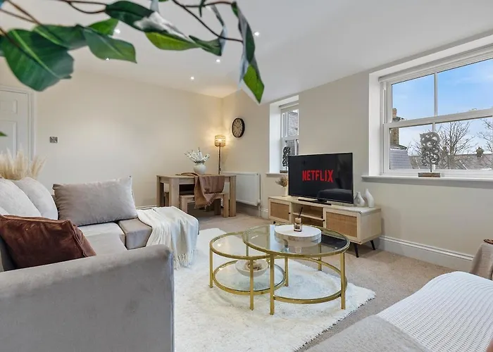 Stunning And Spacious Harrogate